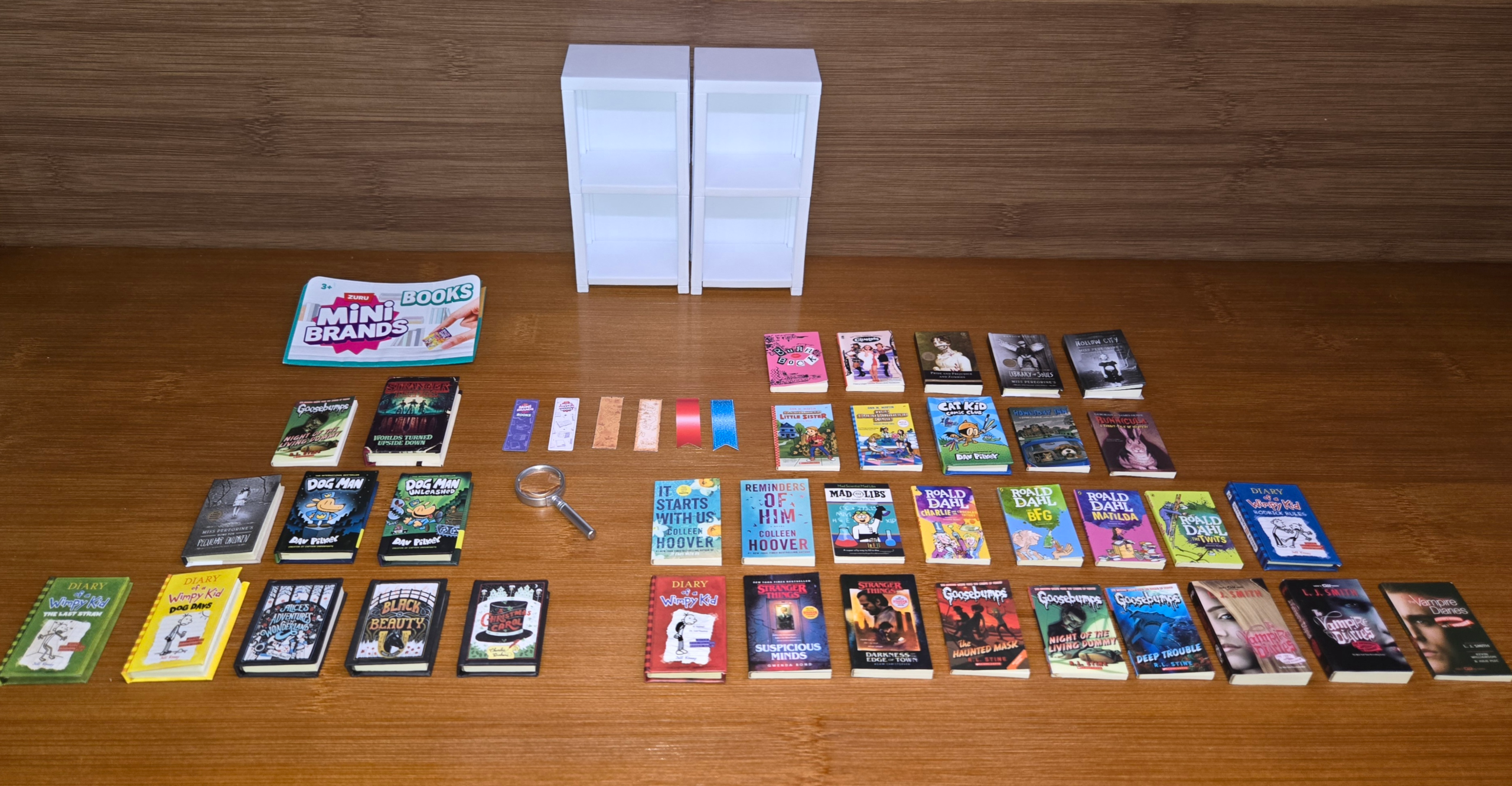 ZURU Mini Brands Books Series 1 – Complete Collection