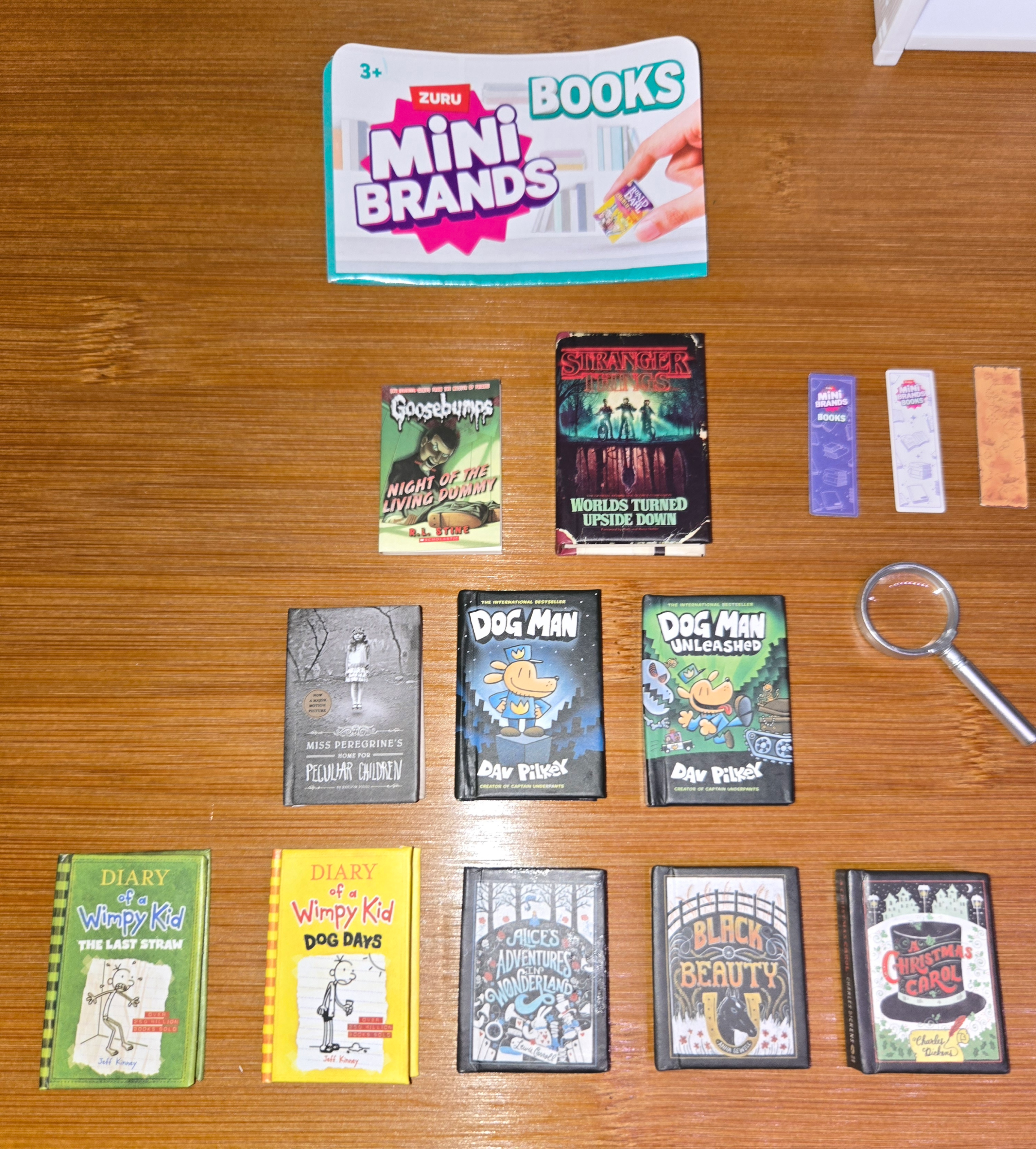 ZURU Mini Brands Books Series 1 – Complete Collection