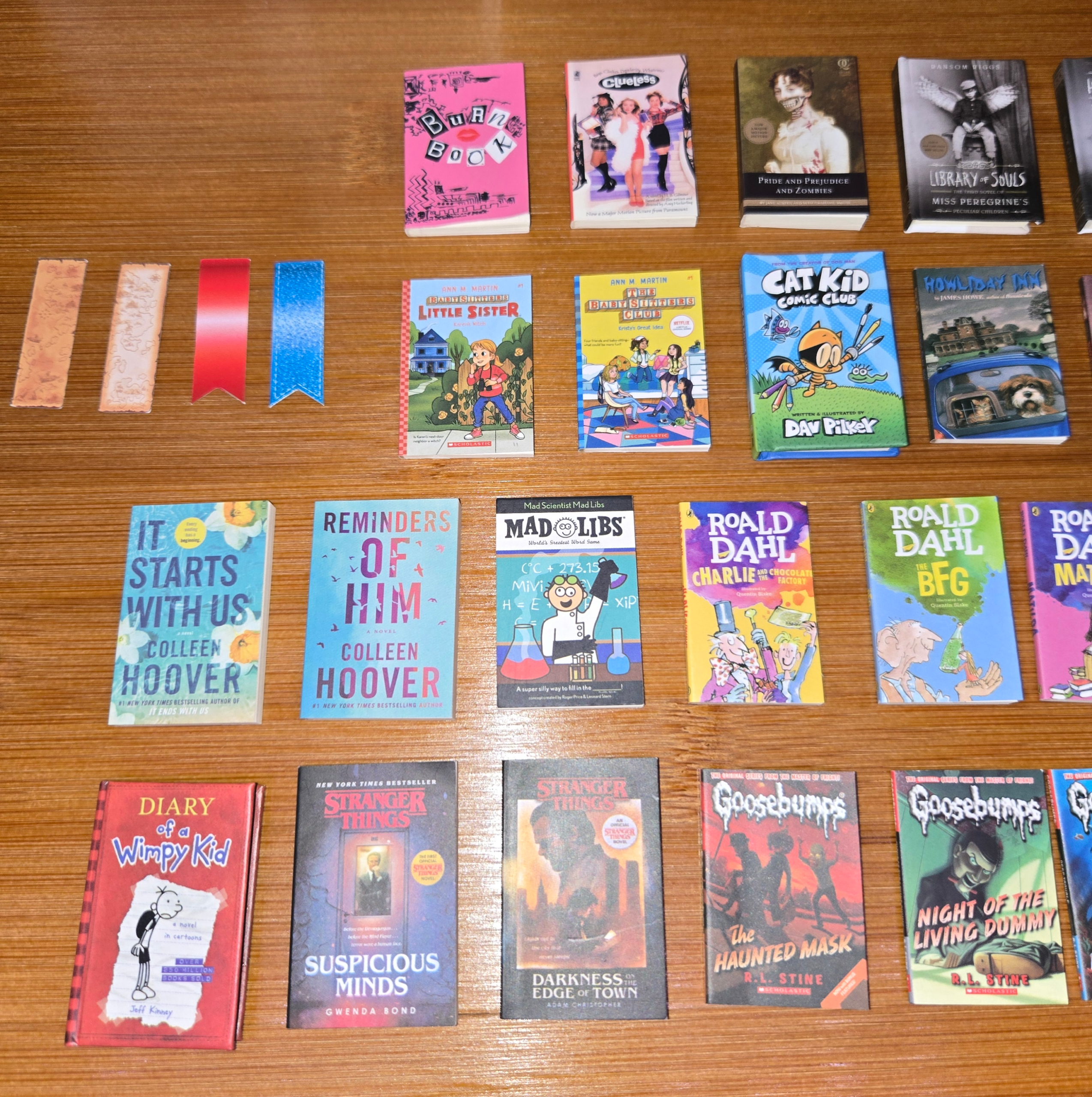 ZURU Mini Brands Books Series 1 – Complete Collection