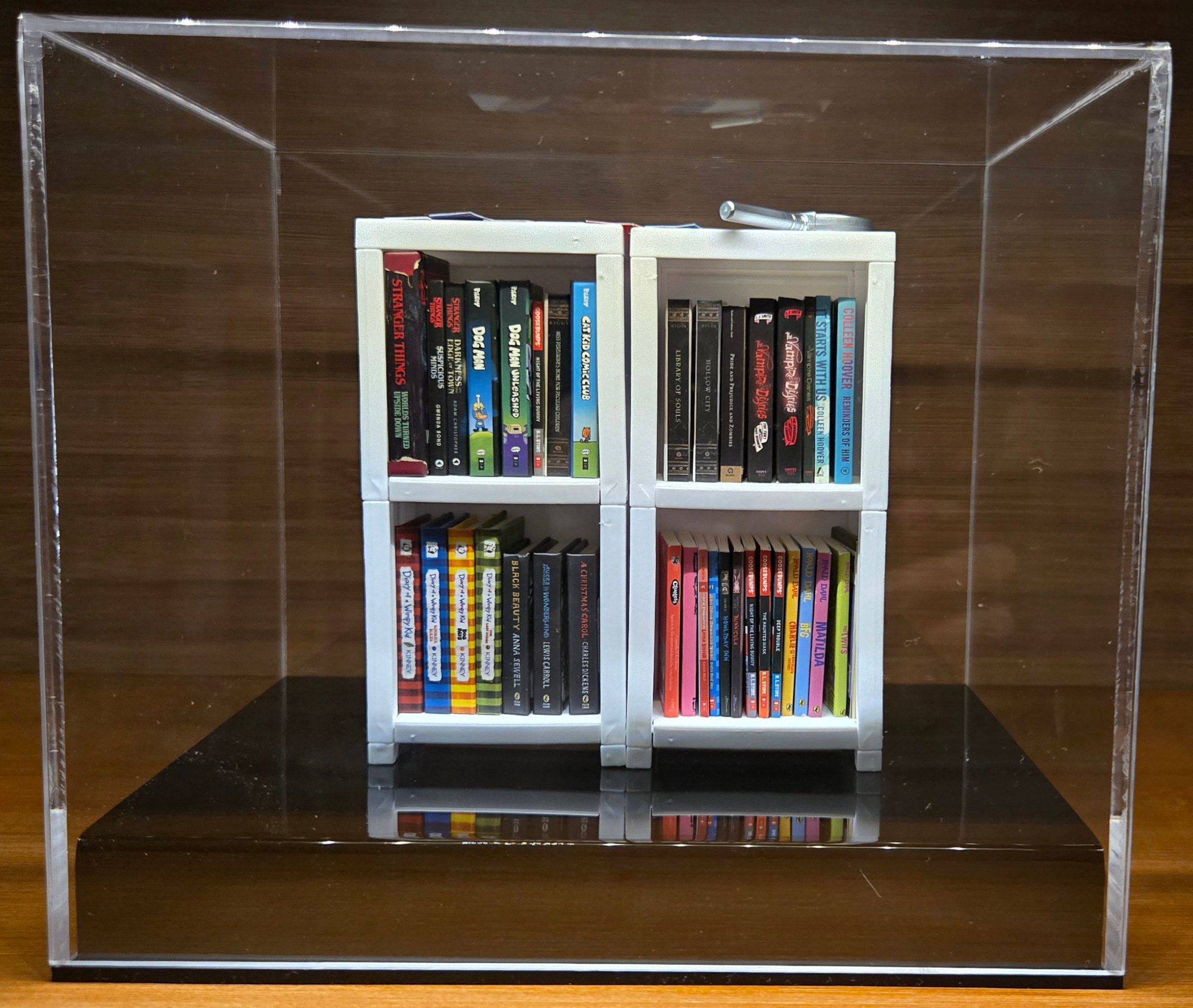 ZURU Mini Brands Books Series 1 – Complete Collection