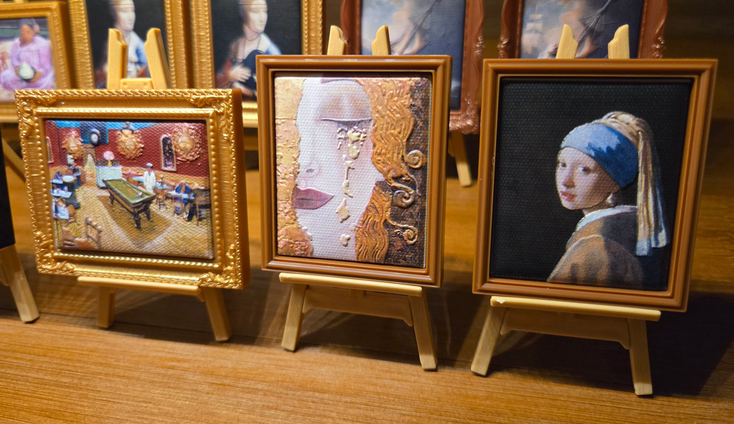 ZURU Mini Brands Masterpieces – Complete Collection